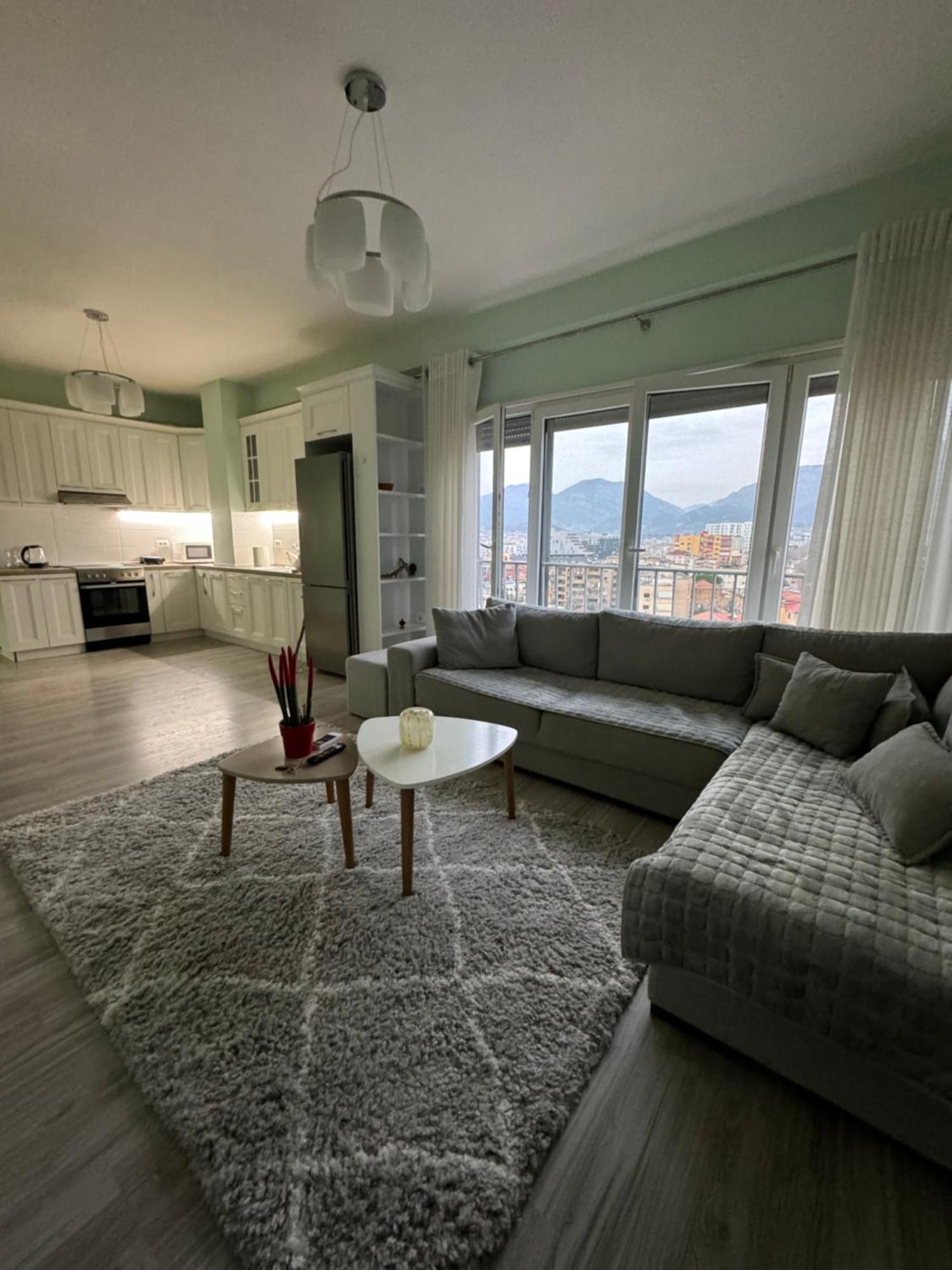 Tirana Centre Lions Gate 2 Apartment Kültér fotó