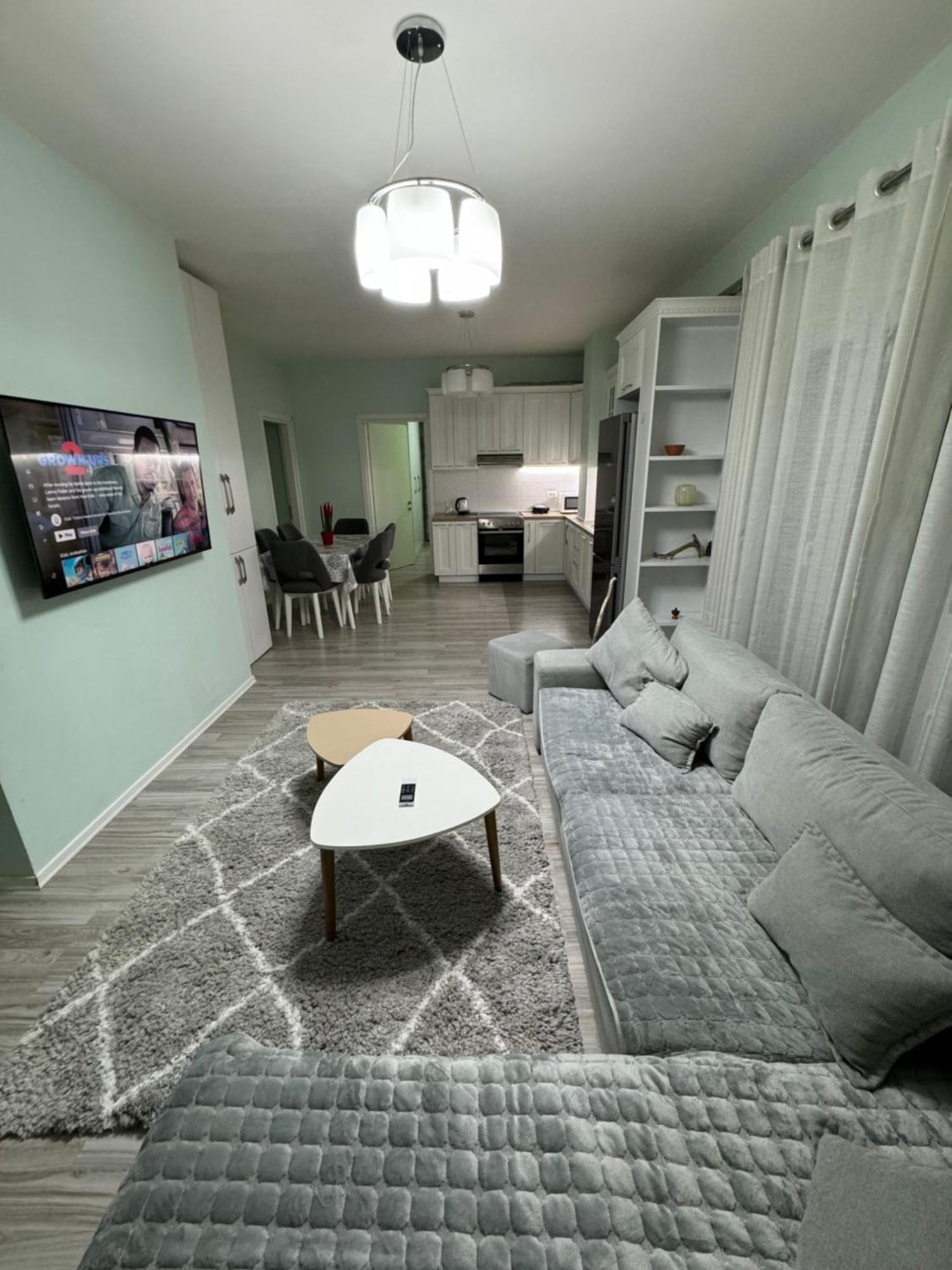 Tirana Centre Lions Gate 2 Apartment Kültér fotó